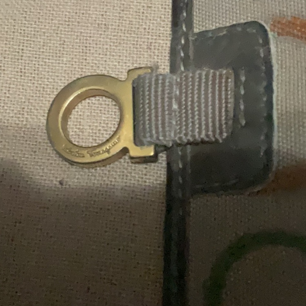 Ferragamo key clasp Multicolor Canvas  with Gold Accent - Picture 5 of 7